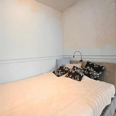 Jasne 3city Dla 3 Osob W Gdansku By Renters *